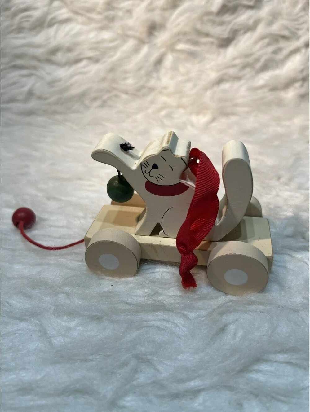 charming white wooden cat pull toy Ornament